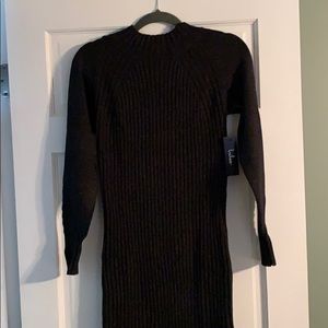 New Lulus Charcoal Gray Sweater dress w/high slit.